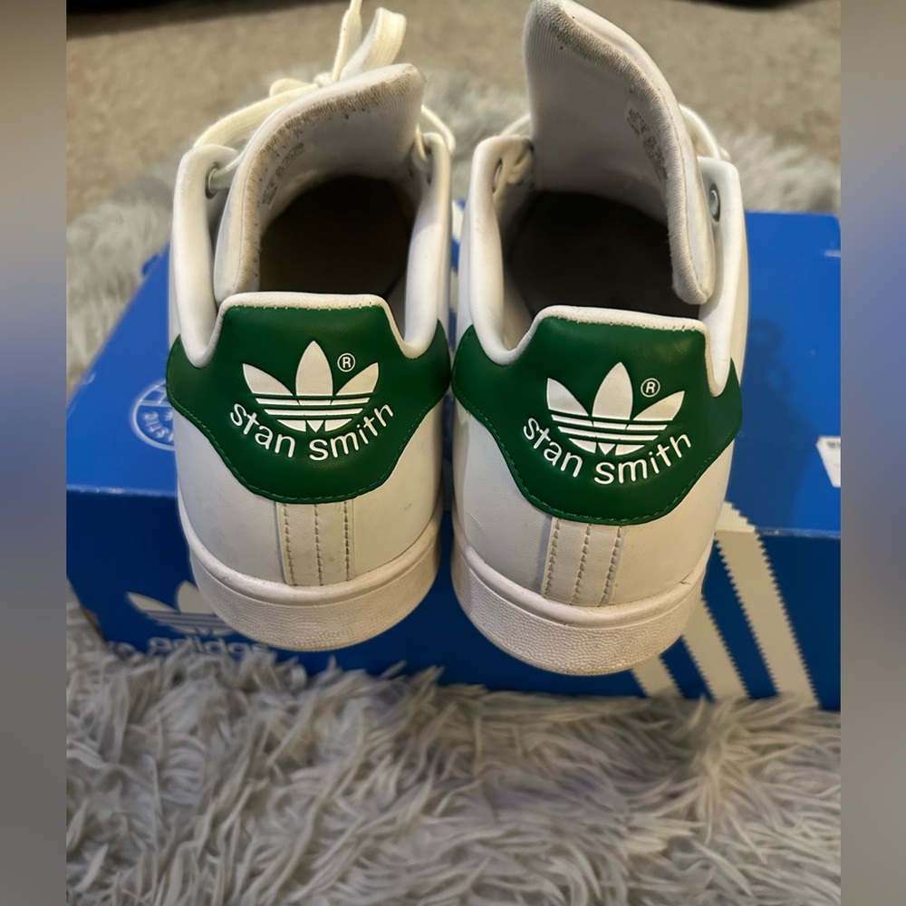 Adidas Stan Smith White and Green Sneakers. Mens size  8.5.